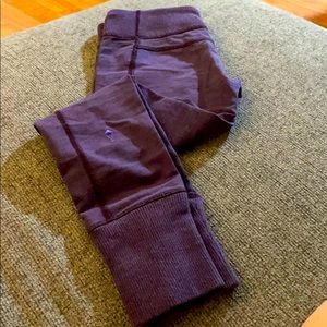 Ivivva Girls Size 6 Purple warm leggings
